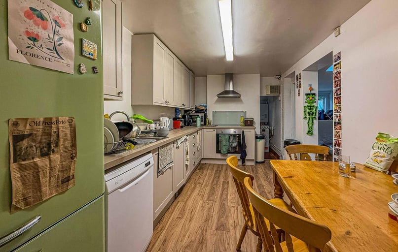 Flora Street, Cathays, Cardiff - Image 1
